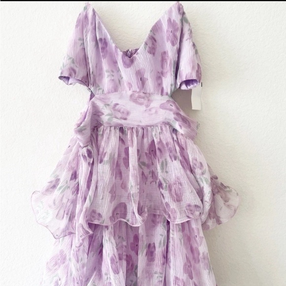 NEW‎ ASTR Lavender Tier Ruffle Floral Maxi Dress Med Revolve - Picture 5 of 9